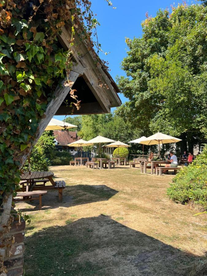 Hotel The Chequers Lamberhurst Esterno foto